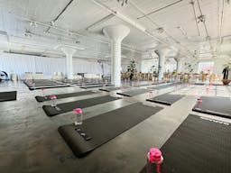 Showroom Space in Fashion District - Image 15