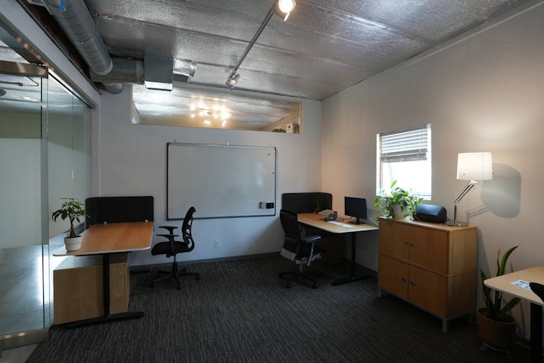 Team Office for 4 - Image 2