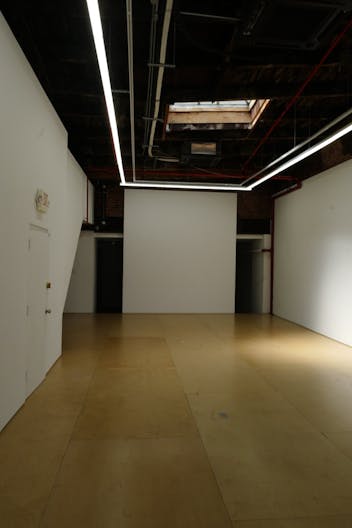 Downtown Private Audio Room - Image 4