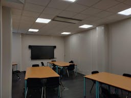 Atypical Space in the heart of Sentier - Image 18