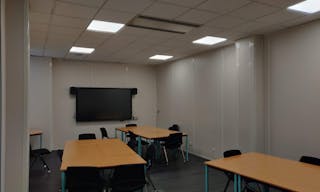 Atypical Space in the heart of Sentier - Image 18