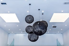 Fairfax District Versatile High Ceiling Two Level Indoor/ Outdoor Party Film Photo Space - Image 2