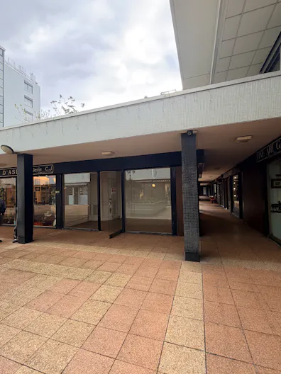 GALERIE VILLAGE SUISSE  - Image 0