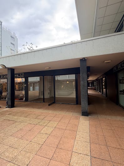 GALERIE VILLAGE SUISSE  - Image 0