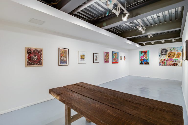 Wonderful Gallery in Bustling Lower East Side - Image 3