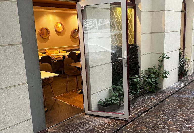 Restaurant avec vitrine dans le 16ieme - Image 3