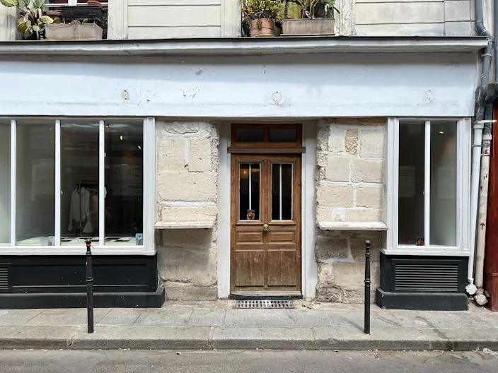 Beautiful pop up space in the heart of the Marais - Image 0