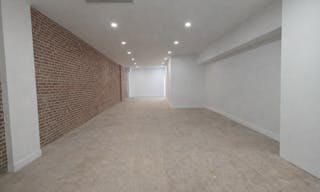 Bright Street-Level Studio with 14ft Ceilings and Full Glass Front — Photo, Video, Content | Downtown Manhattan - Image 1