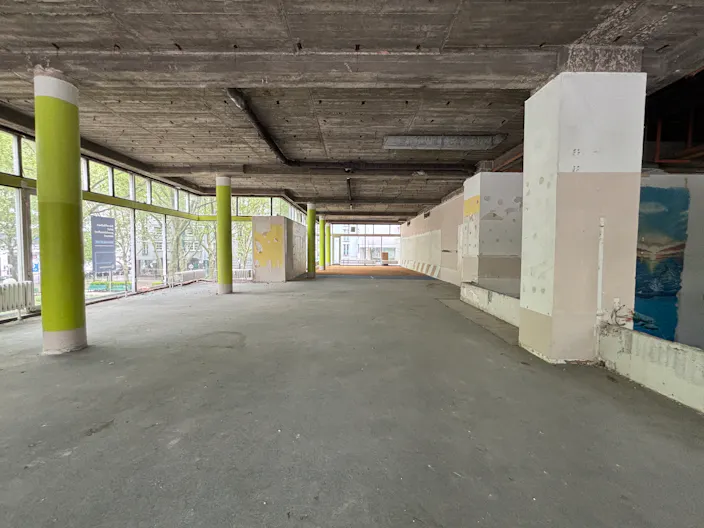 Bismarckstraße Retail Store - Image 0