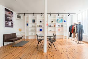 Charming Workshop / Showroom for Rent - Paris Le Marais - Image 4