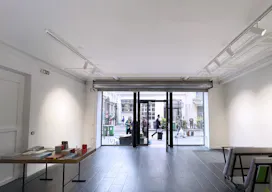 Galerie d'art / Pop-up / Showroom. Bel espace de 180m2 dans le 10e. - Image 2