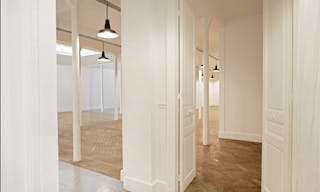 Premium Space In R�publique - Image 22