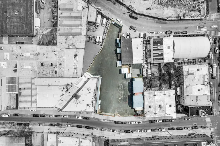 5k-20k SF of Paved Land for Rent - Image 3