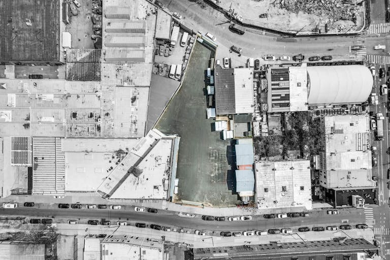 5k-20k SF of Paved Land for Rent - Image 3