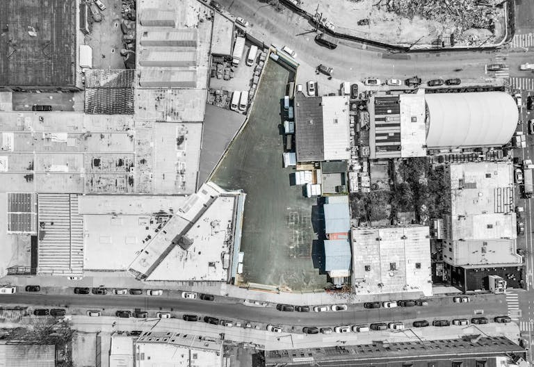 5k-20k SF of Paved Land for Rent - Image 3