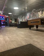 Bar & Lounge with an Industrial Atmosphere - Image 20