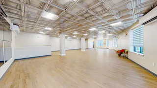 Lawncrest Area Unique Venue - Event and Conference venue for rent - Image 14