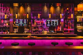 Stylish Lounge Perfect for Small Events and Networking - Image 6