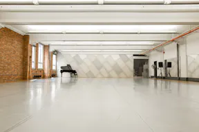 Bright Studio in Flatiron District - Image 1