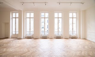 Un luxueux appartement en face du jardin des tuilerie - Image 22