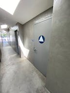 Trendy Melrose Pop-Up Shop / Boutique Space - Image 3