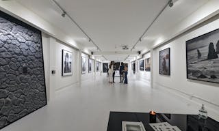 Gloss White Gallery Space on Fairfax Ave - Image 13