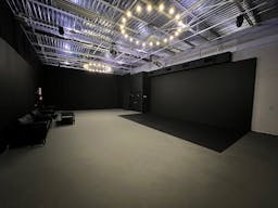 Very Private Film and Event Studio In Hialeah - Image 0