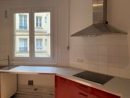 Amazing showroom in Saint-Germain - Image 9