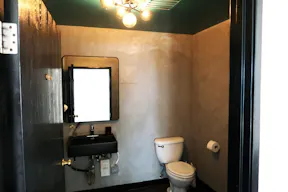 Ground Floor Store Front Multi- Use Retail/ Pop Up Space in Prime DTLA Location - Image 4