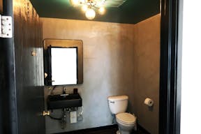 Ground Floor Store Front Multi- Use Retail/ Pop Up Space in Prime DTLA Location - Image 4