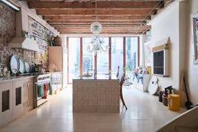 Whimsical 5-Story Brownstone in Murray Hill - Image 19