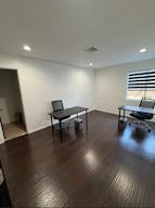 Private Office // Private Parking - Image 3