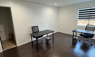 Private Office // Private Parking - Image 3