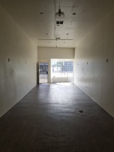 High-Visibility Retail/Creative Studio Space in Prime Mid-City LA Location - Image 0