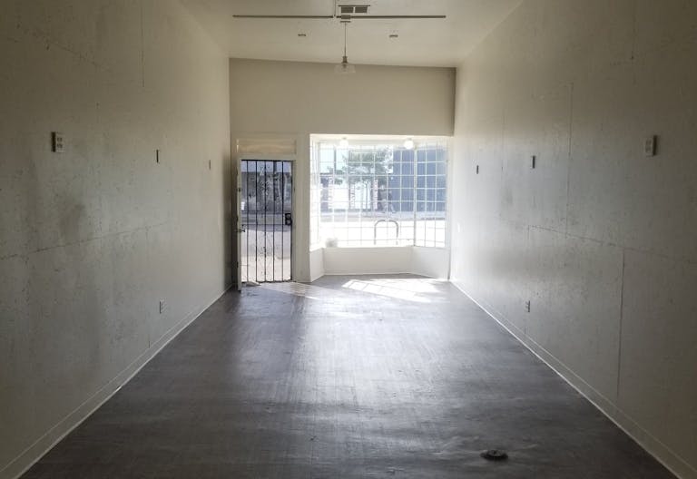 High-Visibility Retail/Creative Studio Space in Prime Mid-City LA Location - Image 0