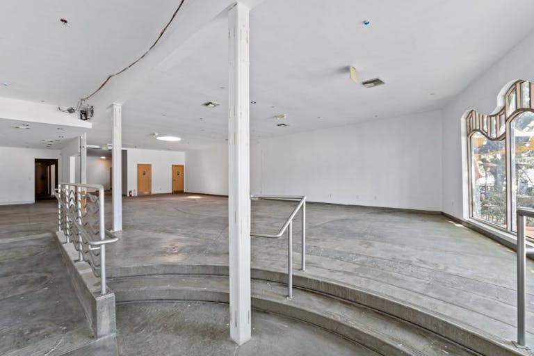 White Box Boutique in Downtown Culver City - Image 3