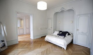 Gorgeous Showroom in Champs-�lys�es - Image 7