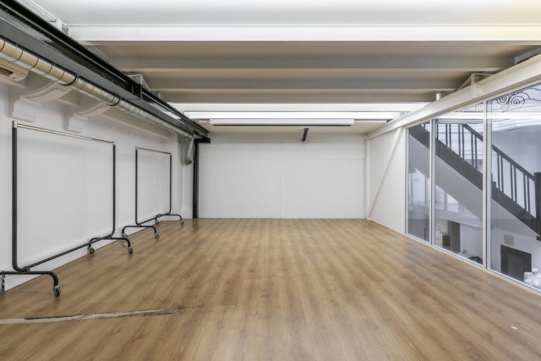 Aboukir Showroom - Image 2