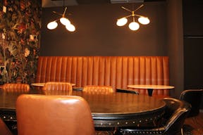 Moody Speak Easy - Image 0