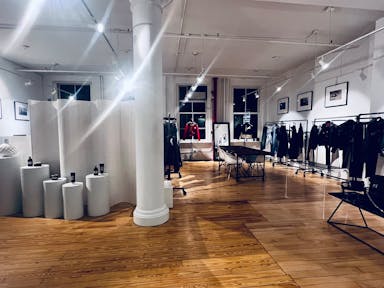 Beautiful Showroom Space in Heart of SoHo - Image 0