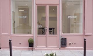 Élégante Boutique Ephémère Rose à Paris - Image 0