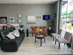 Business Content Office Space - Image 5
