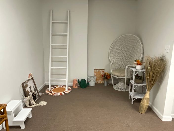 Urban Full Service Commercial Photo & Video Studio - Image 0