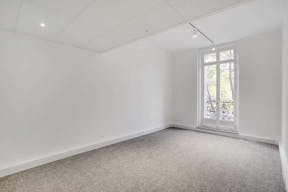 Beautiful Haussmannien Showroom Fashion Week - Image 15