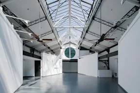 Industrial Style Space in Lively Bastille - Image 2