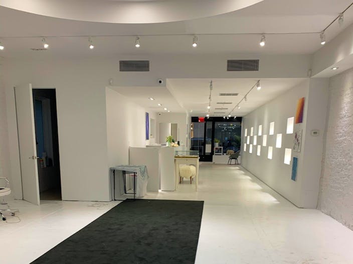 Luxury Boutique in the Heart of the West Village - Image 4