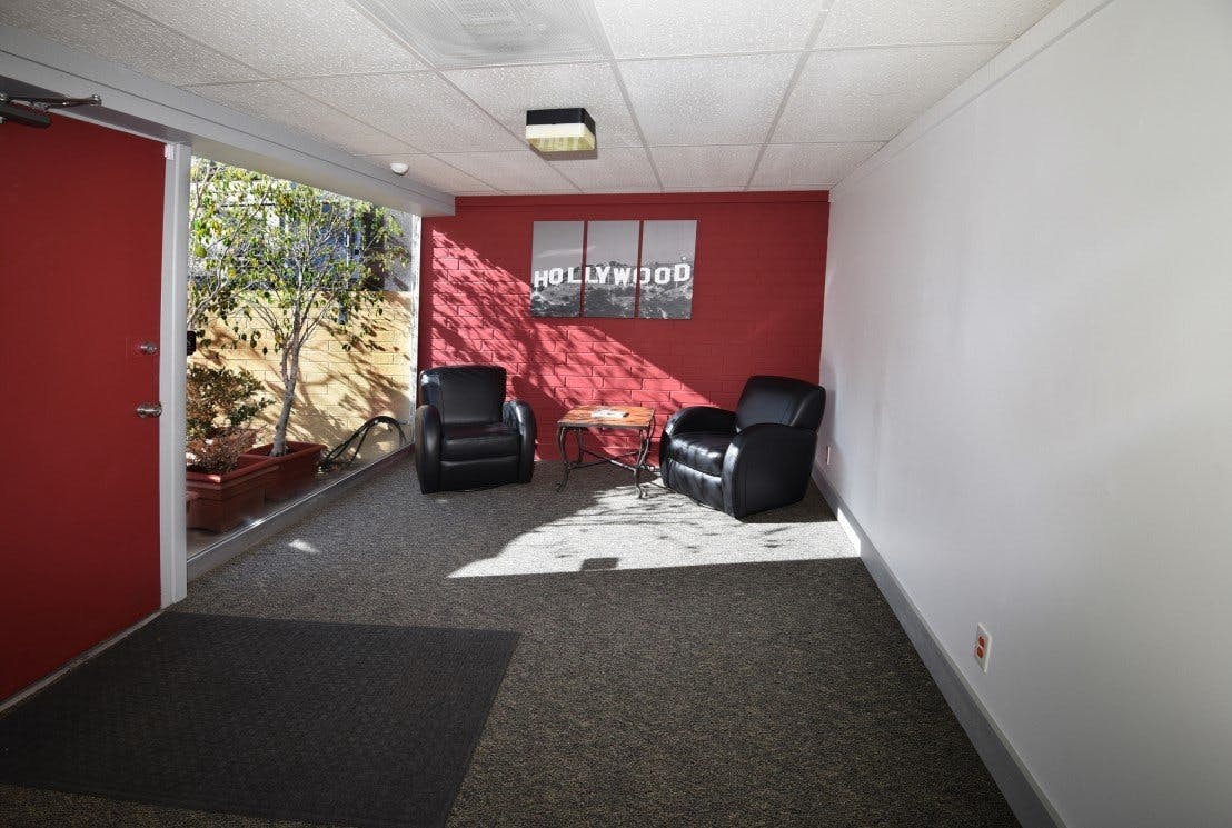Large Industrial Creative Space on Melrose Avenue