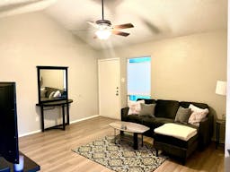 Lovely Central Austin Duplex! - Image 17