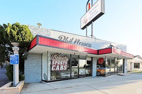 Flexible 4,000 SF Warehouse in La Habra, Near LA & OC, Ideal for Events or Storage - Image 0
