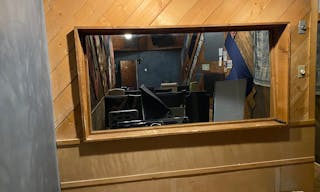 Old-School Funky Recording Studio now turned Acting School - Image 9